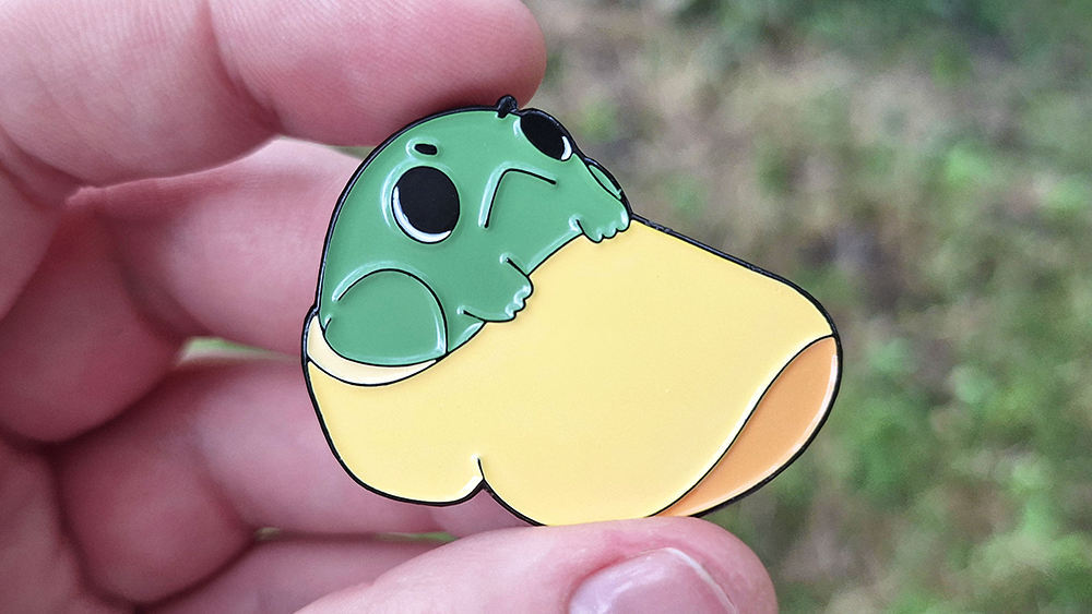 Clog Frog – soft enamel pin
