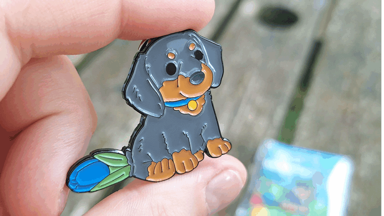 Dachshund Tulipuppy – soft enamel pin