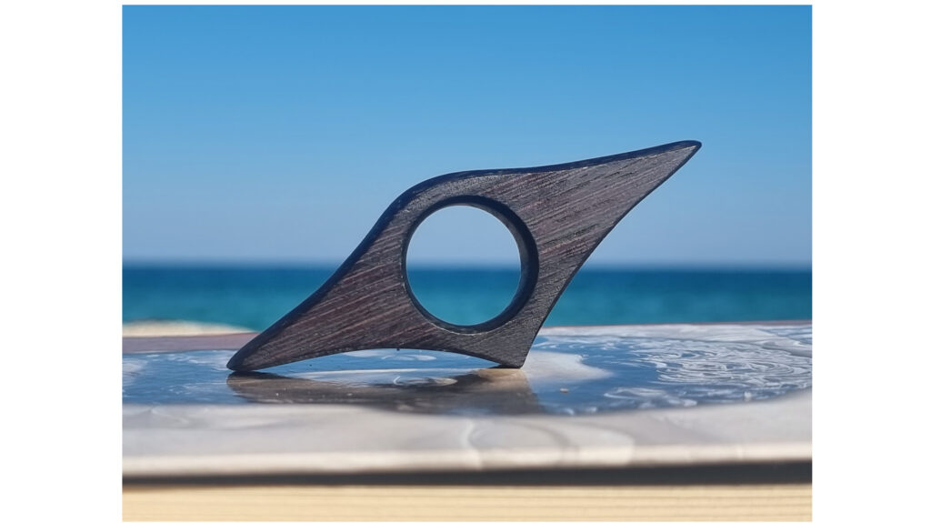 Book page thumb holder