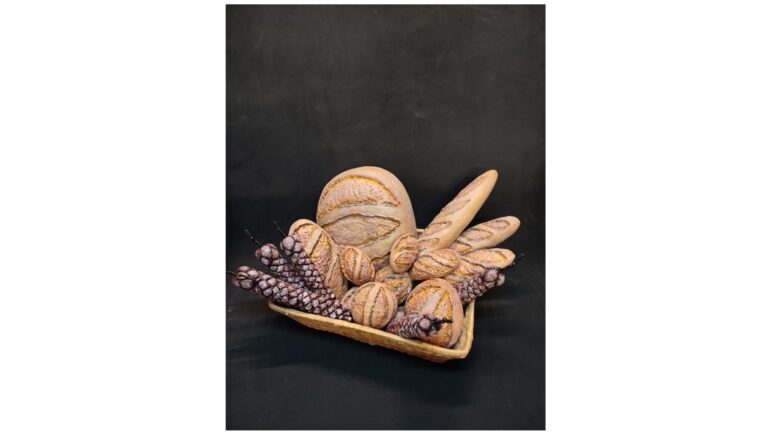 Handmade LARP accessories, crafted for style, comfort, and adventure—perfect for immersive roleplay and fantasy events