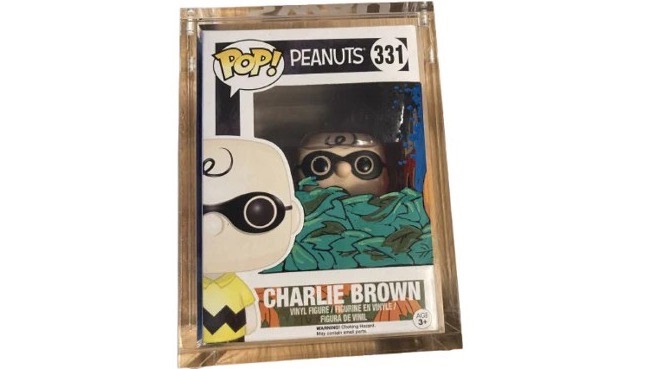 Charlie Brown Halloween 331, signed and illustrated by Mike Mooch, COA, Funko Pop!