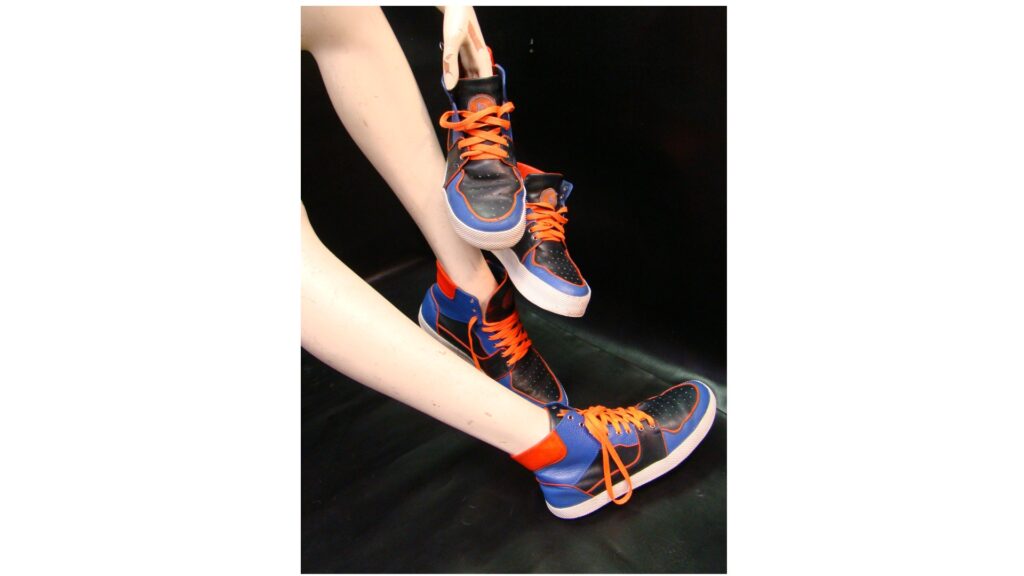 Chaussures faites main selon des méthodes traditionnelles. Authentiques et durables.