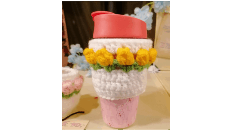 Spring mug cozy