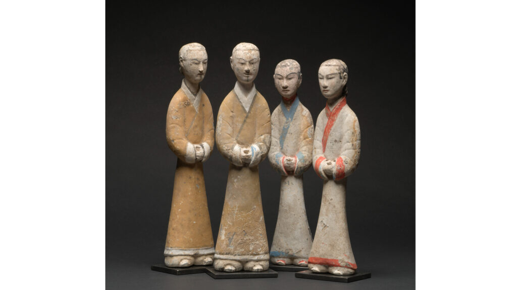 Paire de serviteurs en servantes