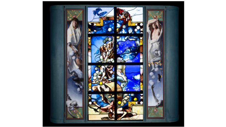 Galerie Du Passage – Stained Glass window  with 2 oil paintings