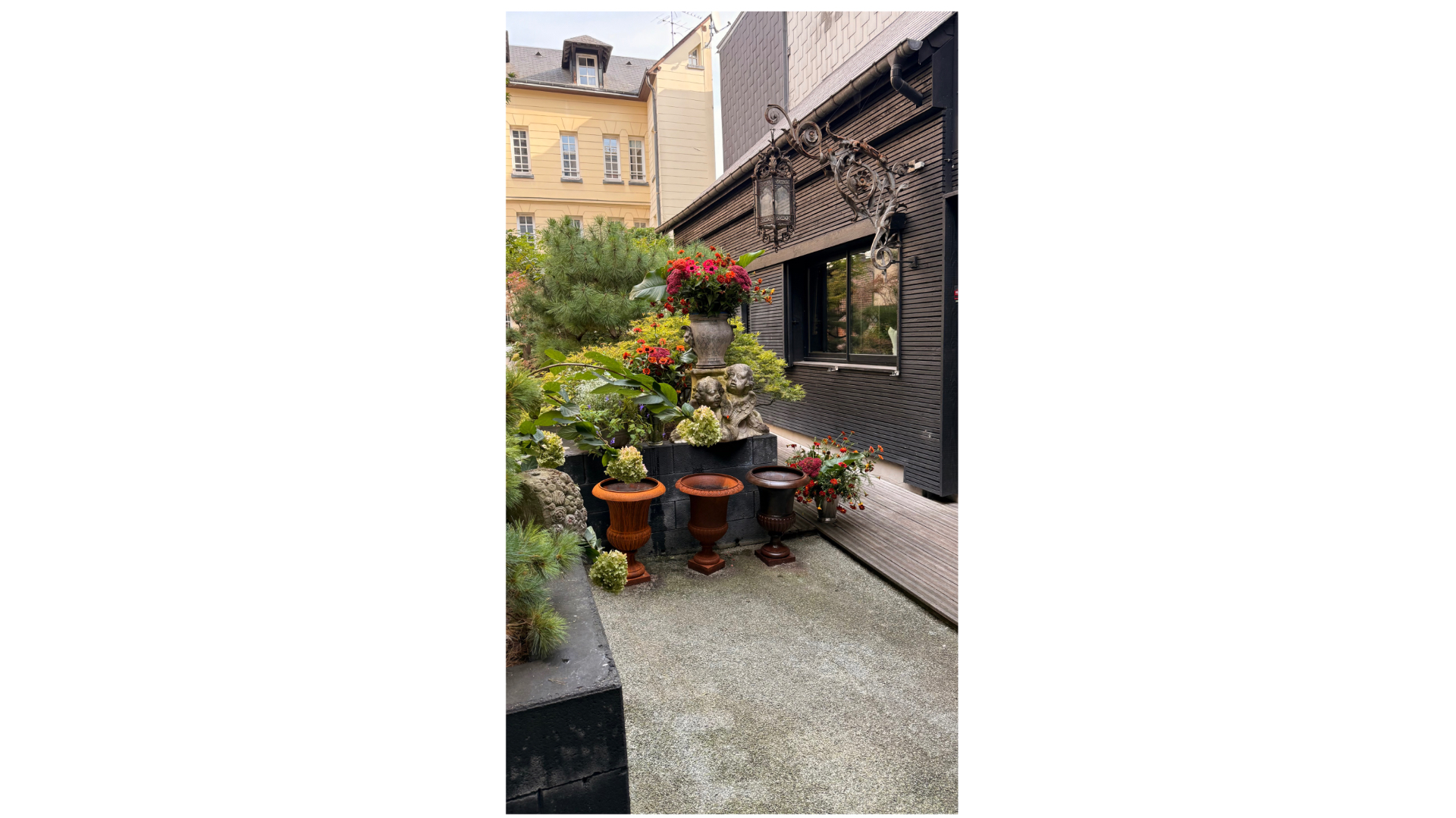 A. Hervieux – J-Ch. Motard