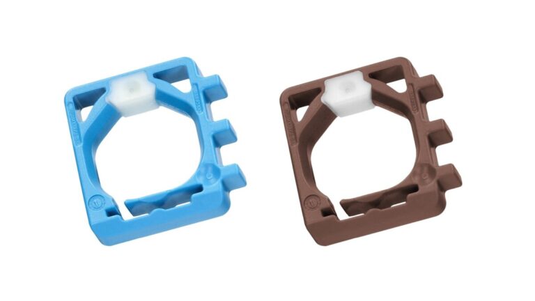 Kopfstützenhalter 2K, Automotive