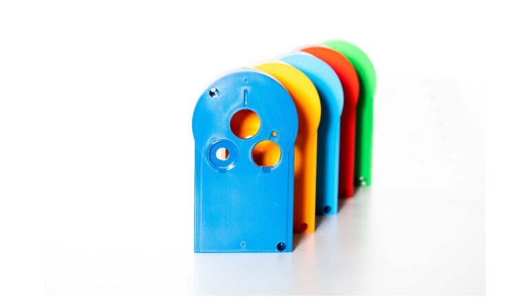 Farbige Spritzgussteile