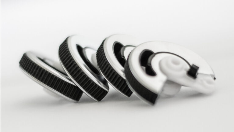 Ein – und Mehrkomponente – Teile