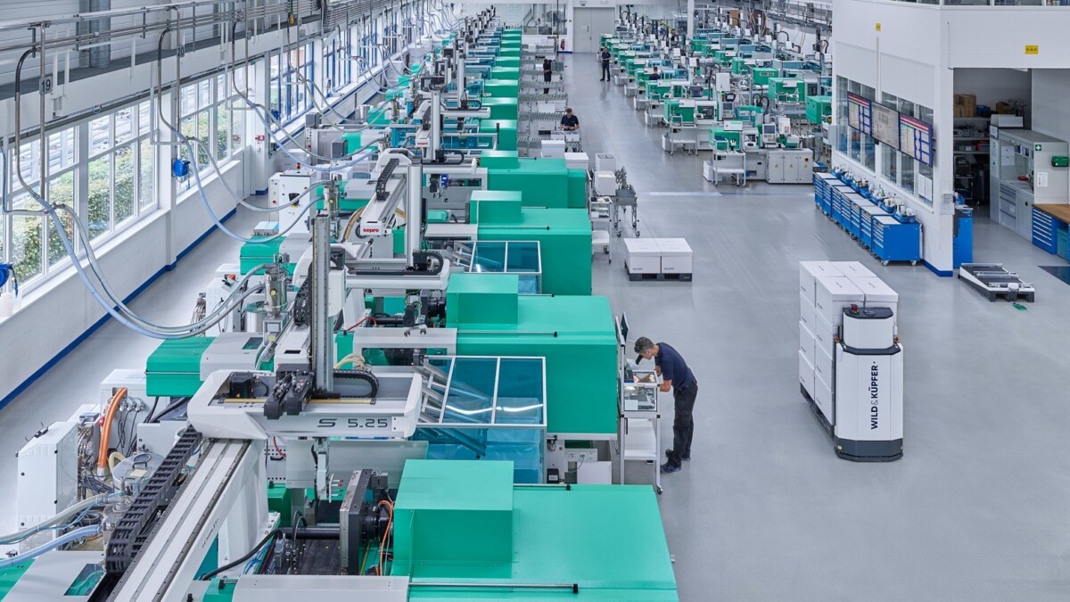 Kunststofftechnologe:in für die Industrie- und MedTech Bereiche 80-100%