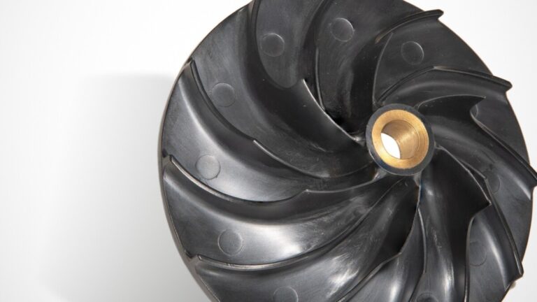 Umspritzung von Einlegeteilen