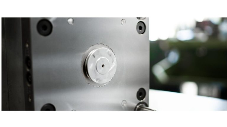 Komplexe Hinterschneidungen entformen wir mit Einfallkern.