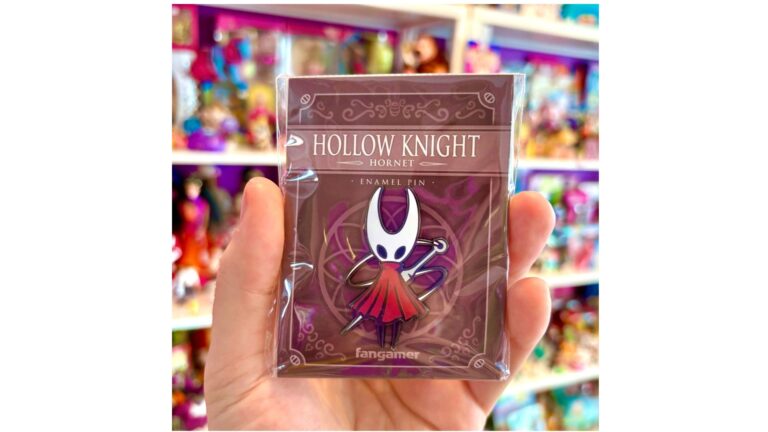 Hollow Knight Hornet Pin (Fangamer)