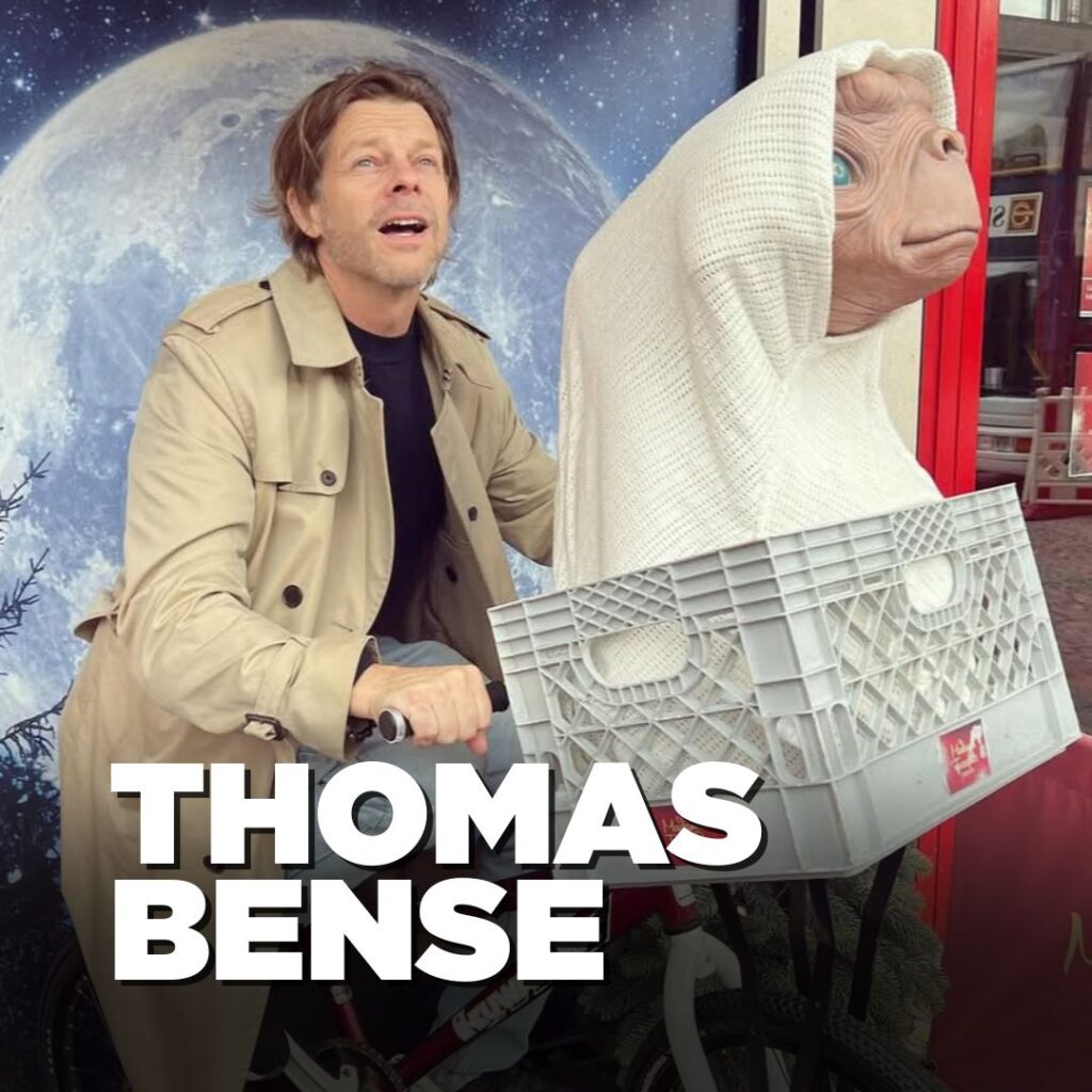 Portrait of the host Thomas Bense