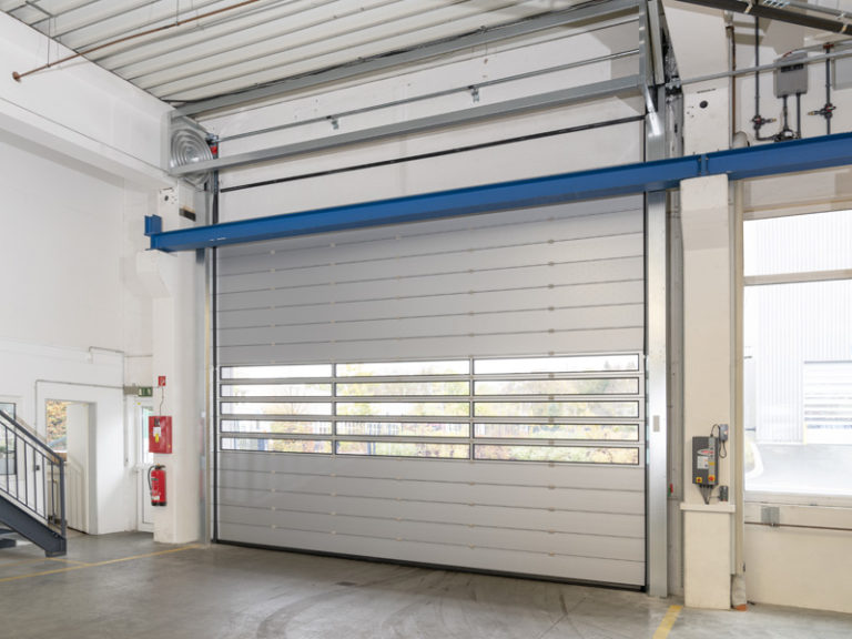 RTS 4000 PU 42 S – Insulated exterior door with narrow side elements