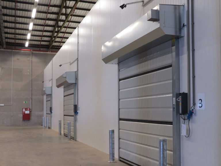 S 2012 Iso L – Internal door for fresh and cold logistics up to 5°C