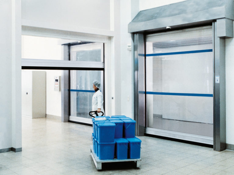 S 1500 Clean – Innentor für Reinräume mit transparentem Behang