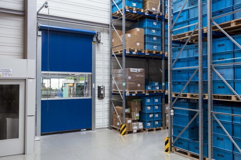 S 915 SEL – Innentor mit SoftEdge und Anti-Crash