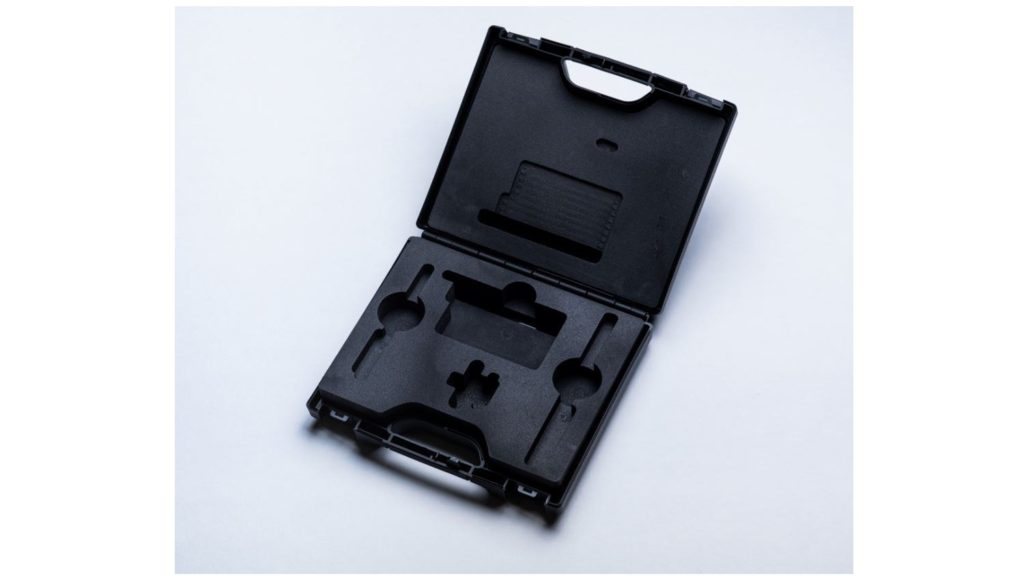 Seit 1920 steht das Familienunternehmen Carl Bernh. Hoffmann für innovative Verpackungen. Wir fertigen Speziallösungen, in denen anspruchsvolle Produkte sicher ihren Bestimmungsort erreichen und liefern das komplette Sortiment an Standardverpackungen.