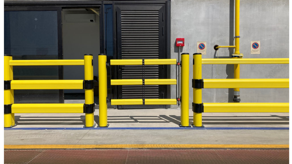 TÜREN UND SCHWINGTÜREN