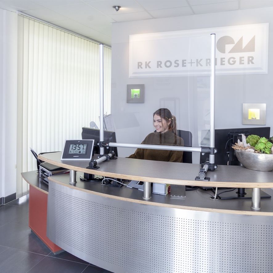 Sneeze guard / droplet guard