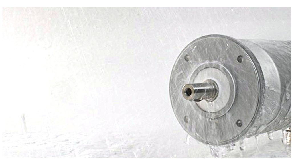 Kollmorgen stellt den AKMA-Servomotor vor, der die Anforderungen von Anwendungen mit mittlerer bis starker Washdown-Belastung erfüllt