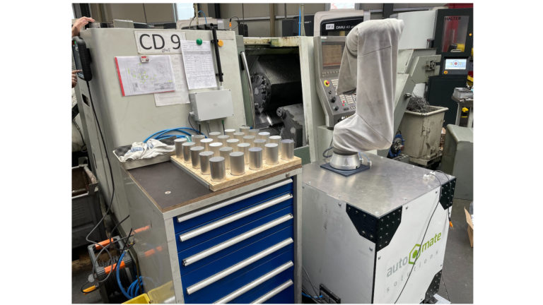 Maschinenbeladung – CNC