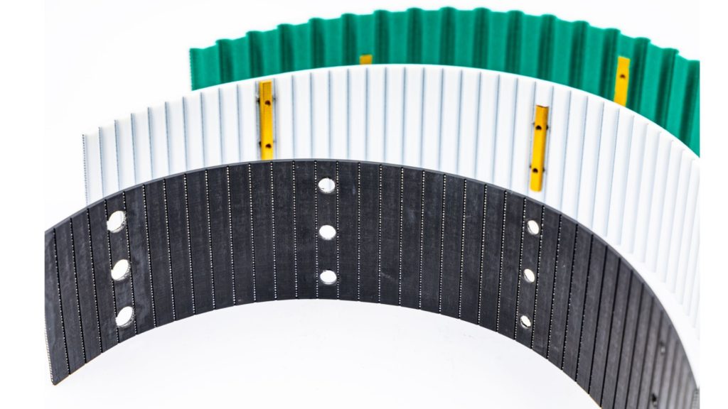 Bearbeitung an Zahnriemen und Nockenverbinder