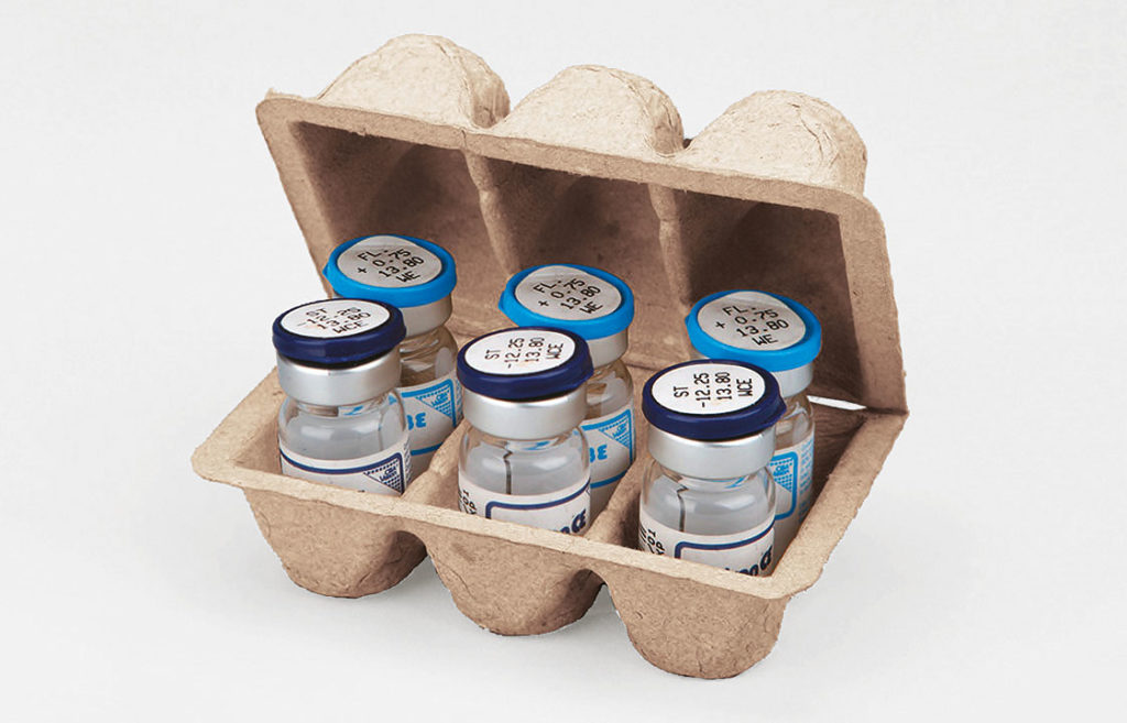 Molded fiber tray for contact lenses