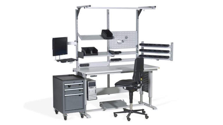 Assembly table