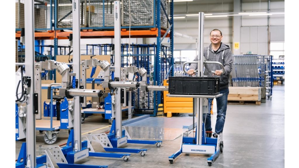 EXPRESSO Lift2move – The battery-powered, mobile lifting aid