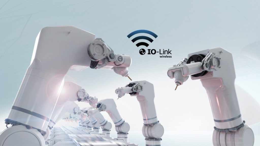 IO-Link Wireless Sensor –  communication at a new level