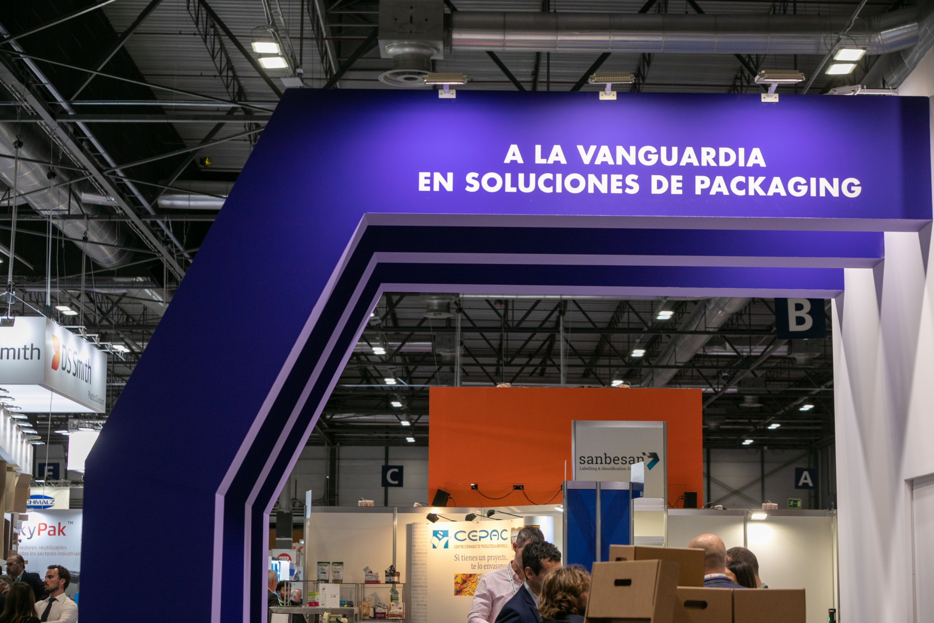 Empack-y-Logistica arco morado
