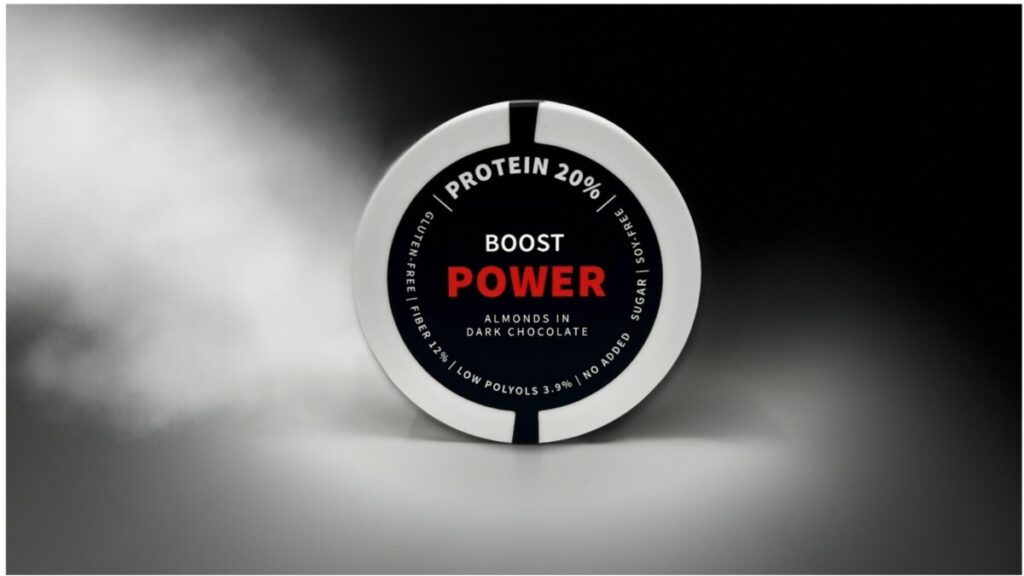 MULATE POWER BOOST Roasted almonds & peanuts in protein enriched chocolate