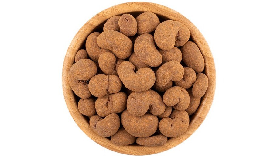 “Cashews in milk chocolate with cacao coating”