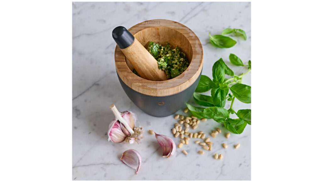 Mortar and pestle set