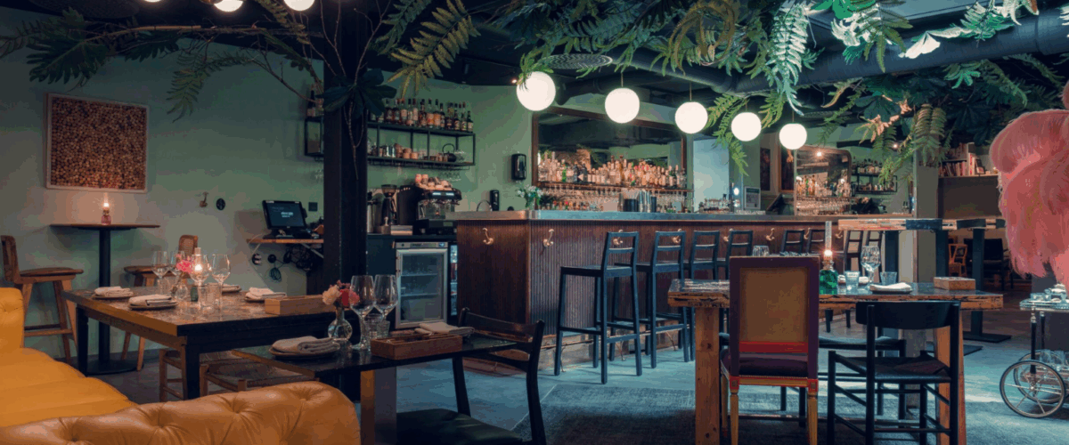 Insidan av Tea Malmegårds restaurang