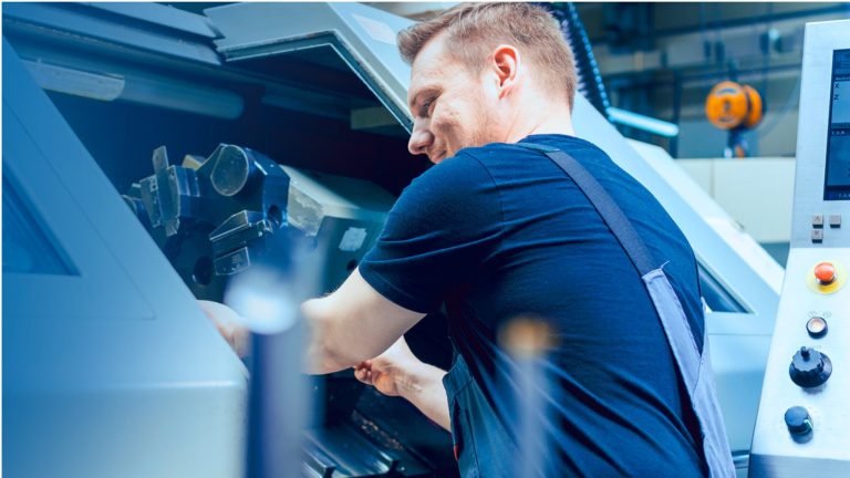 SMD Machine Operator (f/m/d), Location: Kablow, Full-time