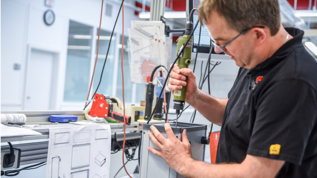 BOPLA expands: Enclosures specialist opens new site in Kirchlengern, Germany