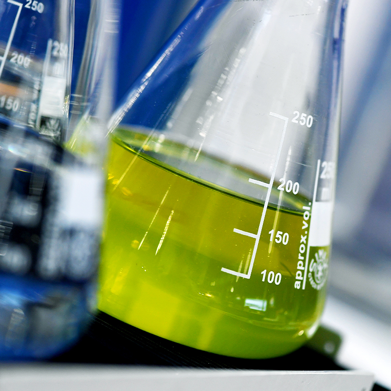 Laboratory glassweare