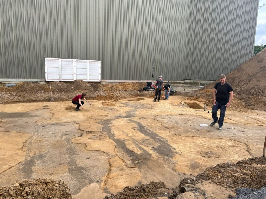 Archaeologists at work at Flanders Expo
