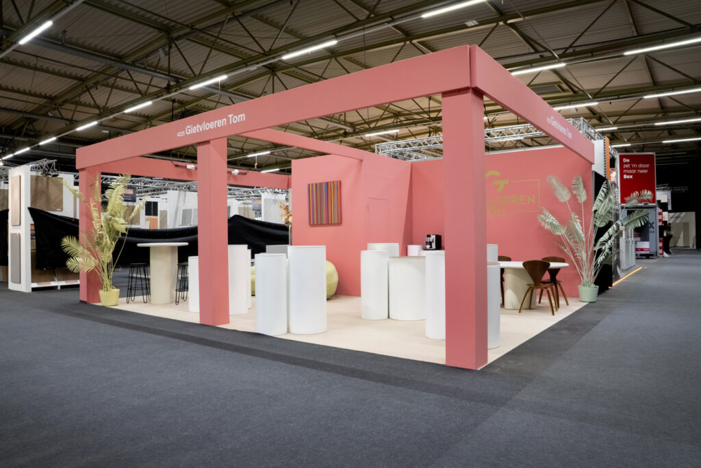 gietvloeren tom woody houtbouw stand