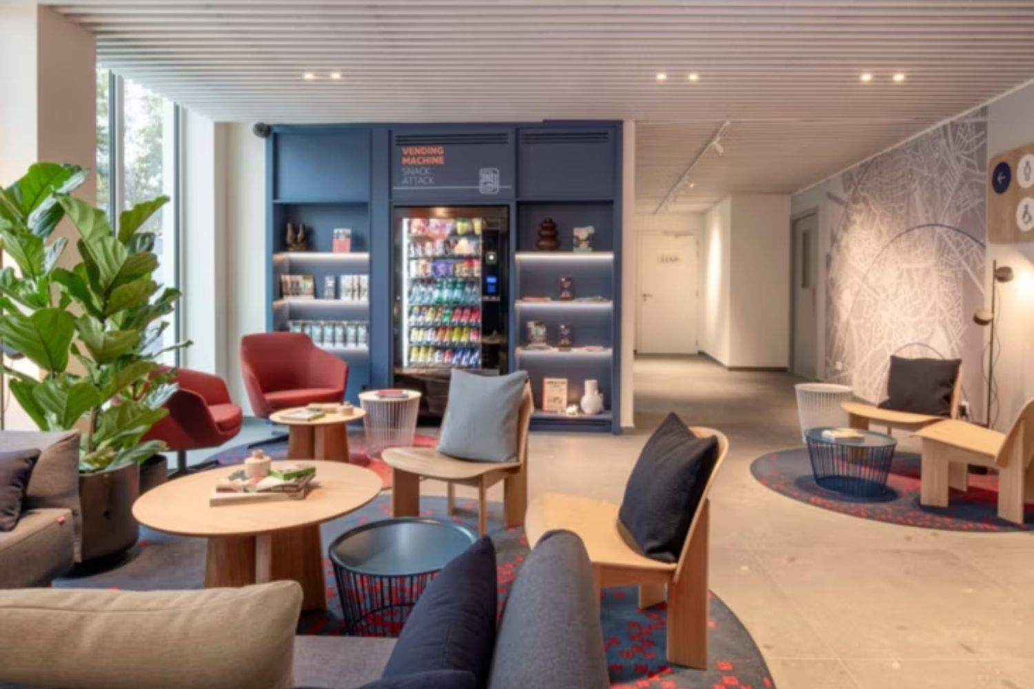 Holiday Inn Express & Suites