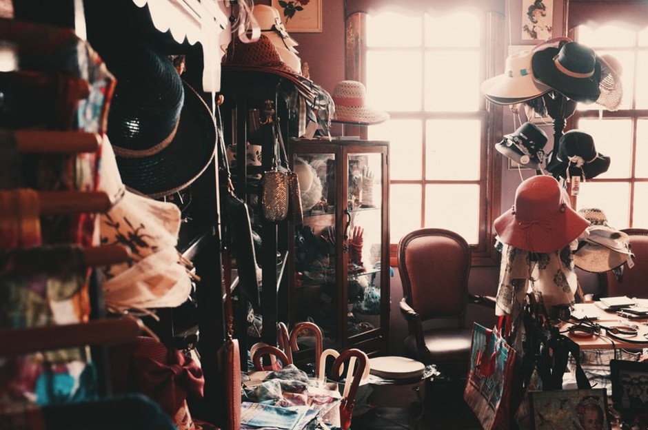 Rommelige kamer