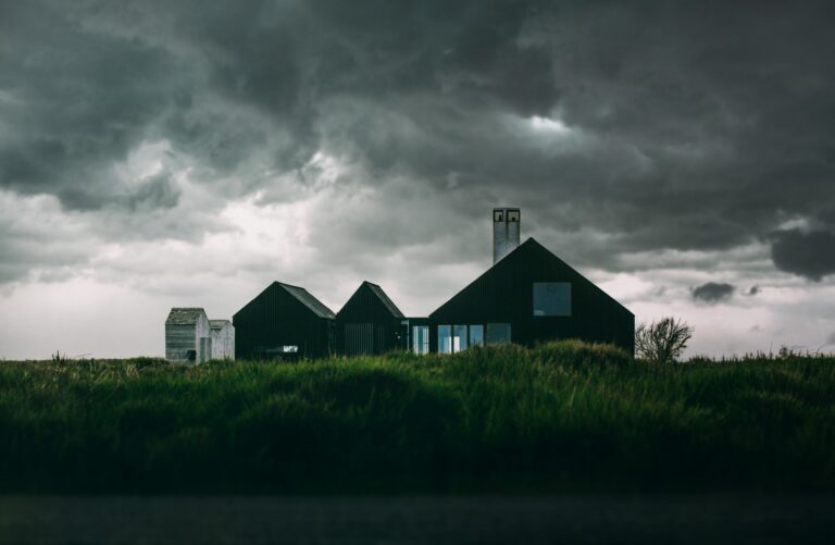 wat moet je doen bij stormschade