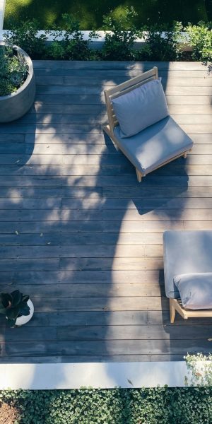 Houten terras grijs