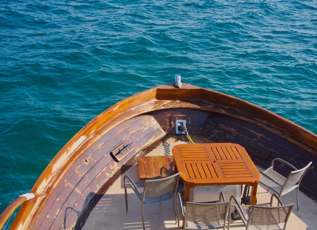 terras op woonboot