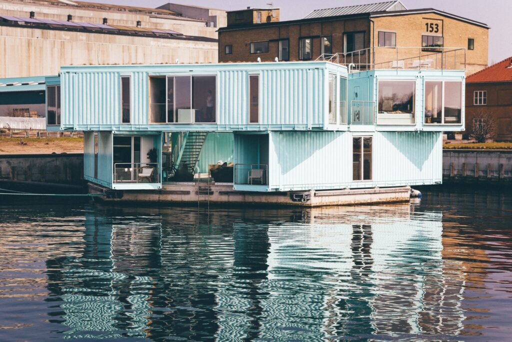 containerwoning op het water