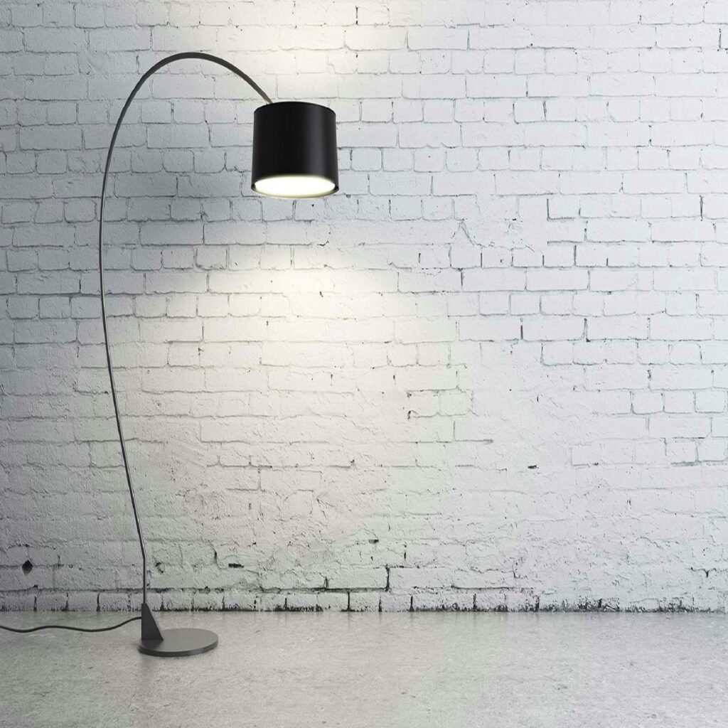 Lege kamer met een lamp