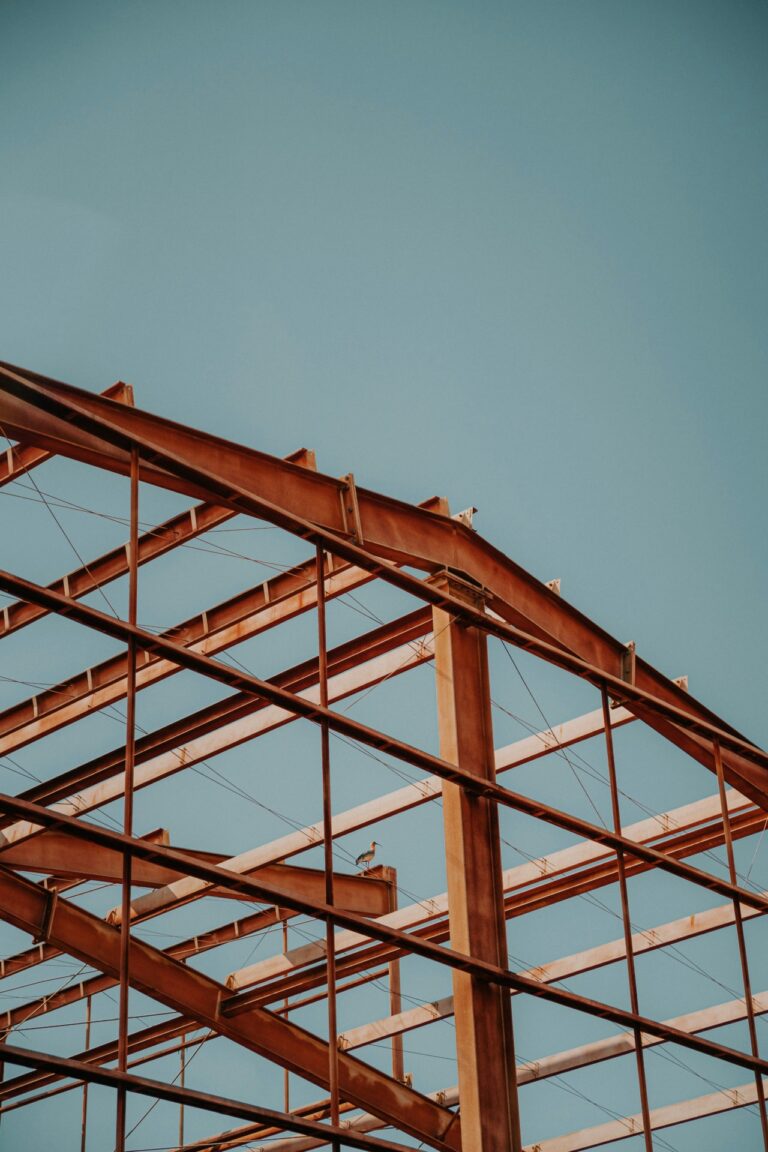 Staalconstructie van een gebouw